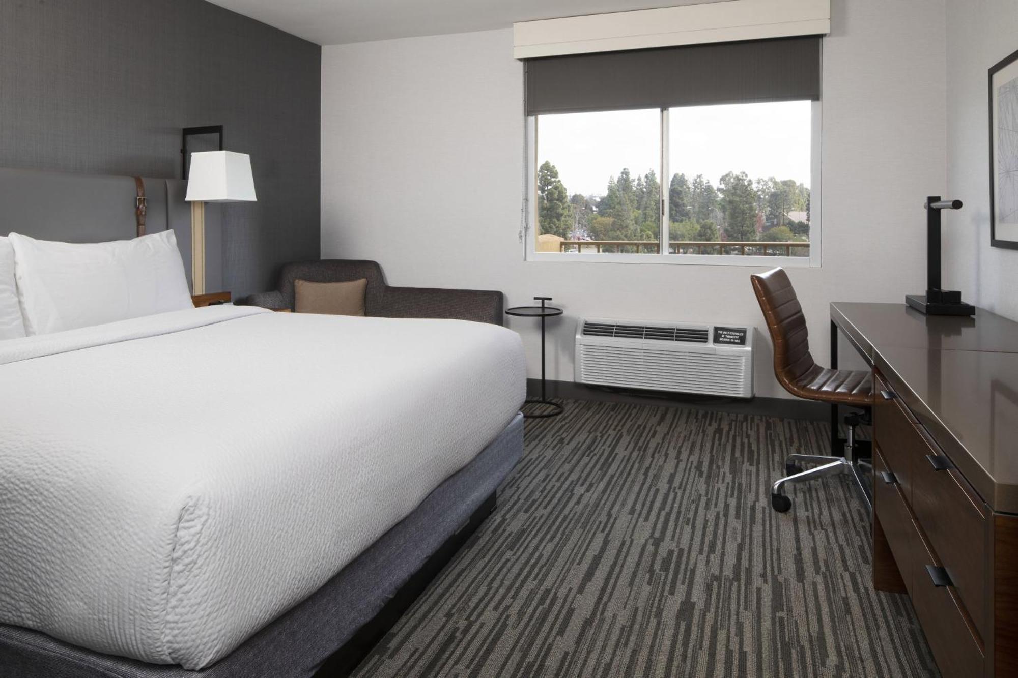 Four Points By Sheraton Los Angeles Westside Εξωτερικό φωτογραφία