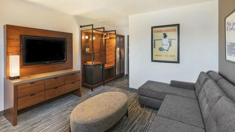 Four Points By Sheraton Los Angeles Westside Εξωτερικό φωτογραφία